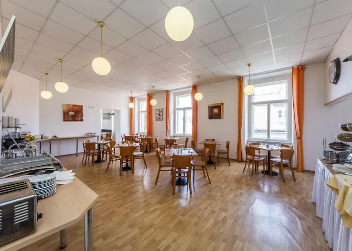 Metropolitan Old Town - Czech Leading Hotel