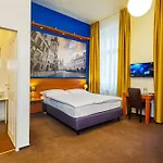 Metropolitan Old Town - Czech Leading Hotel
