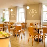 Metropolitan Old Town - Czech Leading Hotel