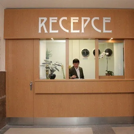 Hotel Metropolitan Old Town - Czech Leading 4*