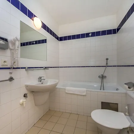 Szálloda Metropolitan Old Town - Czech Leading 4*