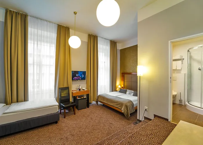 Metropolitan Old Town - Czech Leading