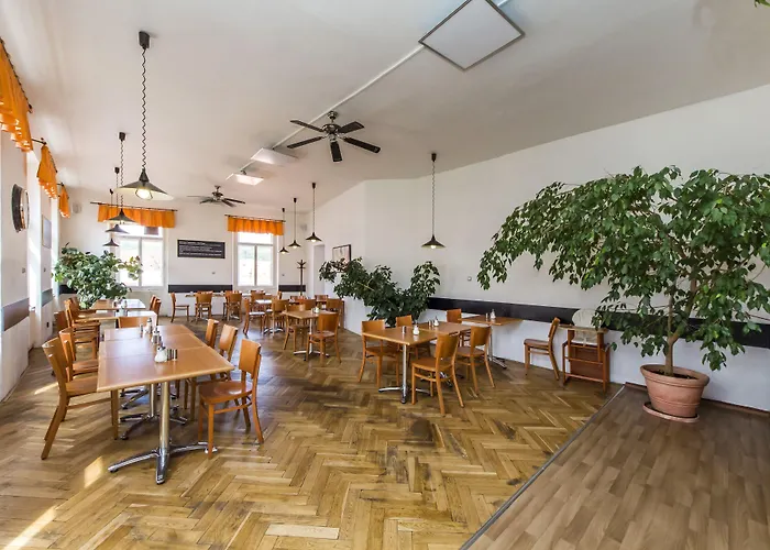 Metropolitan Old Town - Czech Leading Prag