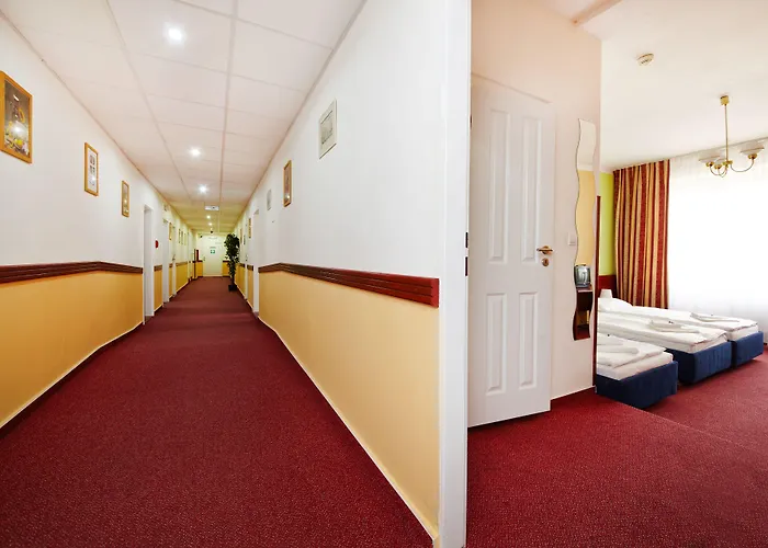 Metropolitan Old Town - Czech Leading Hotell 4*