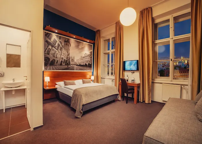 Metropolitan Old Town - Czech Leading