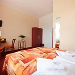Otel Metropolitan Old Town - Czech Leading Prag