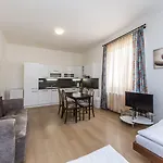 Metropolitan Old Town - Czech Leading Otel 4*