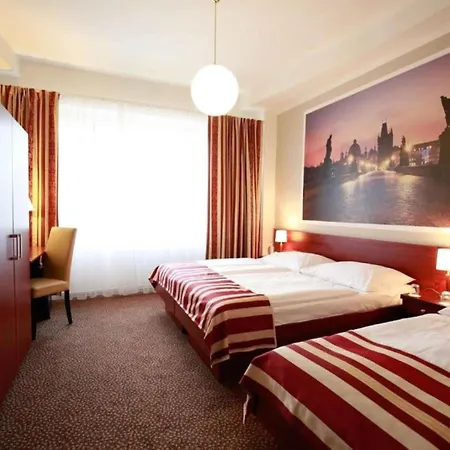 Metropolitan Old Town - Czech Leading Отель