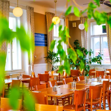 Metropolitan Old Town - Czech Leading Отель 4*