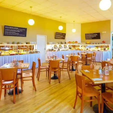 Metropolitan Old Town - Czech Leading Отель 4*
